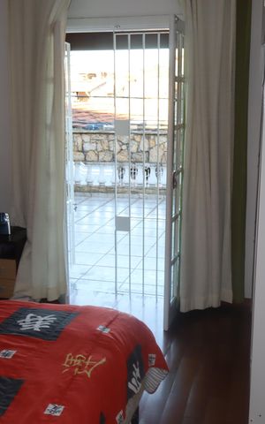 Casa à venda com 125m², 3 quartos e 2 vagasSuíte
