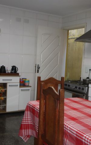 Casa à venda com 125m², 3 quartos e 2 vagasCozinha