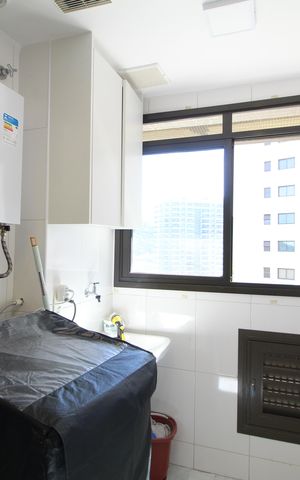 Apartamento à venda com 86m², 2 quartos e 1 vagaÁrea de Serviço