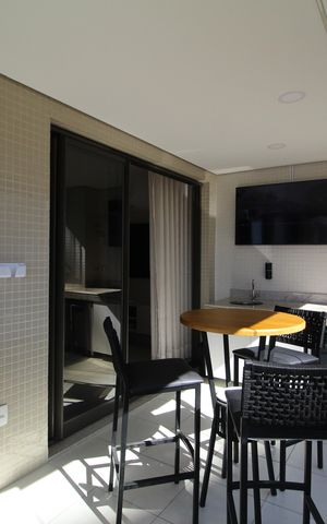 Apartamento à venda com 86m², 2 quartos e 1 vagaSala - Varanda