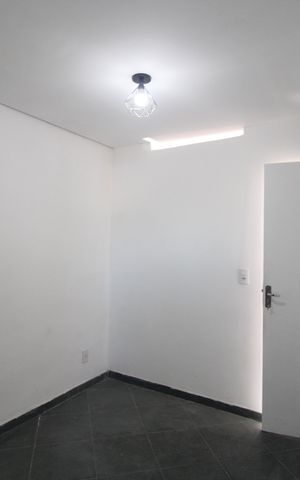 Casa para alugar com 30m², 1 quarto e sem vagaQuarto