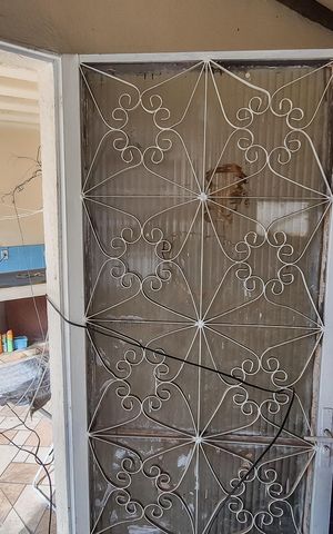 Apartamento à venda com 160m², 2 quartos e sem vaga Apartamento à venda com 160m², 2 quartos e sem vagaQuarto auxiliar da Área de Serviço