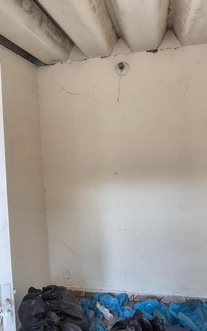 Apartamento à venda com 160m², 2 quartos e sem vaga Apartamento à venda com 160m², 2 quartos e sem vagaQuarto auxiliar da Área de Serviço