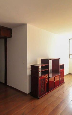 Apartamento à venda com 78m², 3 quartos e 1 vaga Apartamento à venda com 78m², 3 quartos e 1 vagaSala