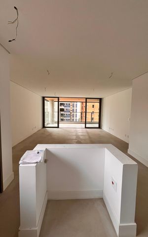 Apartamento à venda com 156m², 3 quartos e 3 vagas Apartamento à venda com 156m², 3 quartos e 3 vagasCozinha