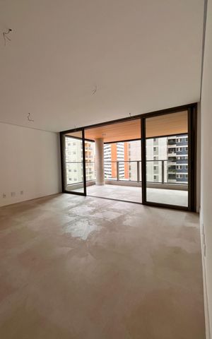 Apartamento à venda com 156m², 3 quartos e 3 vagas Apartamento à venda com 156m², 3 quartos e 3 vagasSala