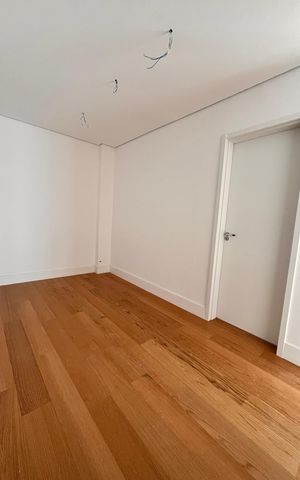 Apartamento à venda com 156m², 3 quartos e 3 vagas Apartamento à venda com 156m², 3 quartos e 3 vagasQuarto