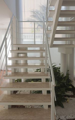 Casa de condomínio para alugar com 455m², 4 quartos e 6 vagas Casa de condomínio para alugar com 455m², 4 quartos e 6 vagasPiso Superior