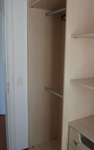 Casa de condomínio para alugar com 455m², 4 quartos e 6 vagasCloset da suíte 4