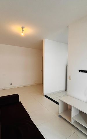 Apartamento para alugar com 43m², 1 quarto e 1 vaga Apartamento para alugar com 43m², 1 quarto e 1 vagaSala