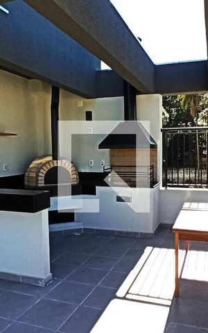 Apartamento para alugar com 42m², 2 quartos e sem vaga Apartamento para alugar com 42m², 2 quartos e sem vagaChurrasqueira