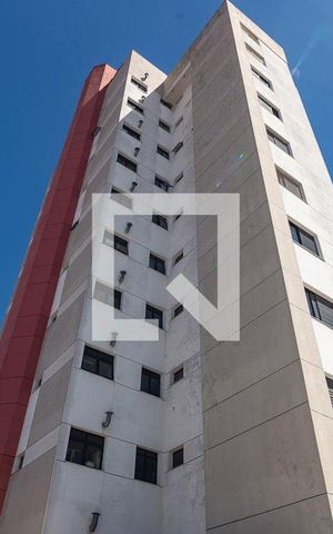 Apartamento para alugar com 42m², 2 quartos e sem vaga Apartamento para alugar com 42m², 2 quartos e sem vagaFachada