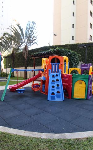 Apartamento para alugar com 150m², 3 quartos e 2 vagasÁrea comum - Playground