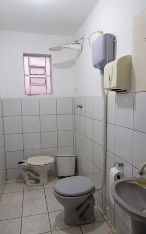 Casa para alugar com 124m², 2 quartos e 1 vaga Casa para alugar com 124m², 2 quartos e 1 vagaBanheiro