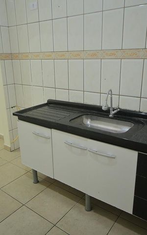 Casa para alugar com 100m², 2 quartos e 1 vagaCozinha 