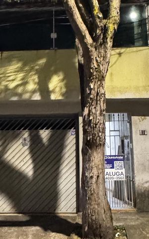 Casa para alugar com 120m², 3 quartos e sem vaga Casa para alugar com 120m², 3 quartos e sem vagaFachada