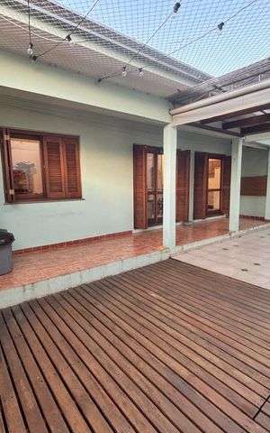 Casa à venda com 200m², 4 quartos e 1 vaga