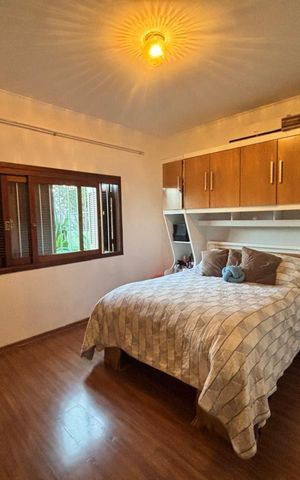 Casa à venda com 200m², 4 quartos e 1 vaga