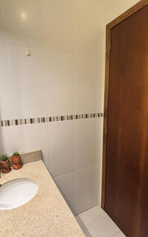 Casa à venda com 200m², 4 quartos e 1 vaga