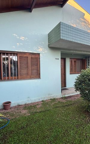 Casa à venda com 200m², 4 quartos e 1 vaga