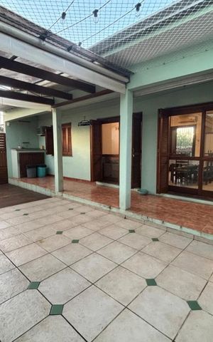Casa à venda com 200m², 4 quartos e 1 vaga