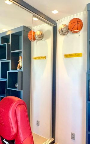 Apartamento à venda com 200m², 3 quartos e 3 vagas Apartamento à venda com 200m², 3 quartos e 3 vagasSuíte 2