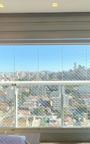 Apartamento à venda com 200m², 3 quartos e 3 vagas Apartamento à venda com 200m², 3 quartos e 3 vagasSuíte 1