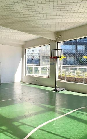 Apartamento à venda com 200m², 3 quartos e 3 vagas Apartamento à venda com 200m², 3 quartos e 3 vagasÁrea comum