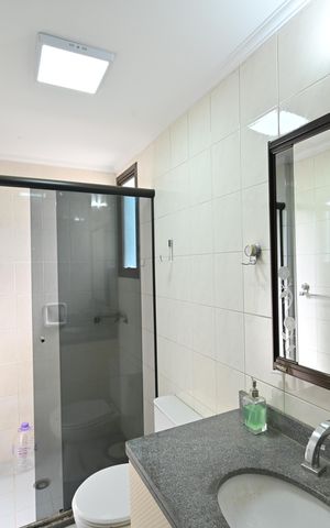 Apartamento à venda com 82m², 2 quartos e 2 vagasBanheiro Social