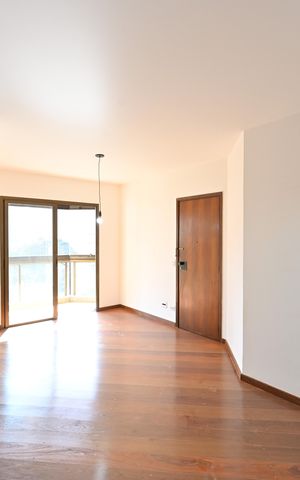 Apartamento à venda com 82m², 2 quartos e 2 vagasSala