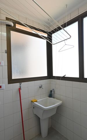 Apartamento à venda com 82m², 2 quartos e 2 vagasLavanderia