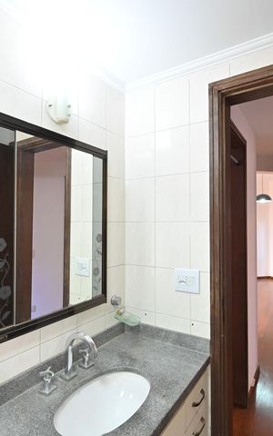 Apartamento à venda com 82m², 2 quartos e 2 vagasBanheiro Social