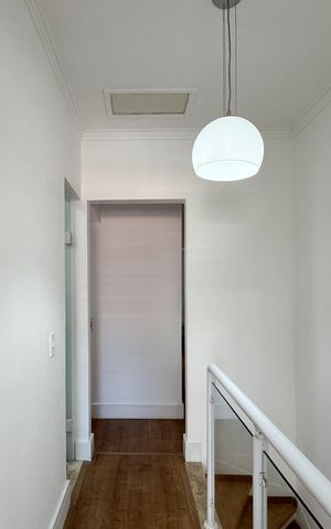 Casa à venda com 160m², 3 quartos e 2 vagas Casa à venda com 160m², 3 quartos e 2 vagasAcesso - Quartos