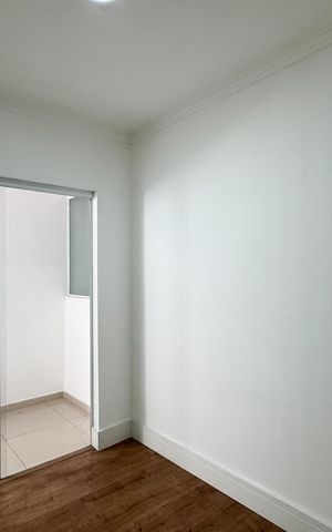 Casa à venda com 160m², 3 quartos e 2 vagas Casa à venda com 160m², 3 quartos e 2 vagasQuarto 3