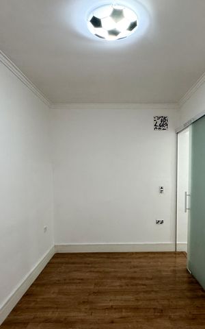 Casa à venda com 160m², 3 quartos e 2 vagas Casa à venda com 160m², 3 quartos e 2 vagasQuarto 4