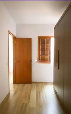 Casa à venda com 120m², 3 quartos e 3 vagas Casa à venda com 120m², 3 quartos e 3 vagasQuarto