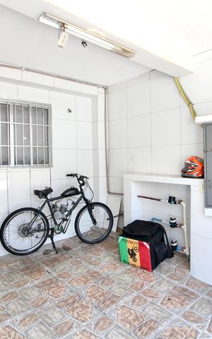 Casa à venda com 500m², 8 quartos e 1 vaga Casa à venda com 500m², 8 quartos e 1 vagaGaragem