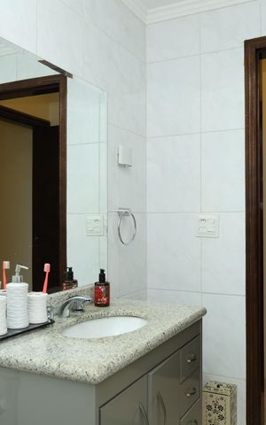 Casa à venda com 224m², 3 quartos e 4 vagasBanheiro 1 - Suíte