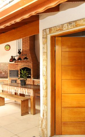 Casa à venda com 224m², 3 quartos e 4 vagasQuintal