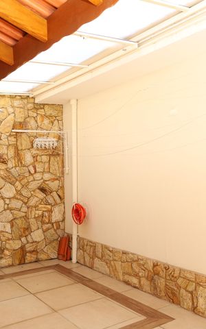 Casa à venda com 224m², 3 quartos e 4 vagasQuintal