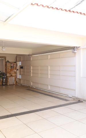 Casa à venda com 224m², 3 quartos e 4 vagasGaragem