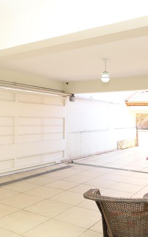 Casa à venda com 224m², 3 quartos e 4 vagasGaragem