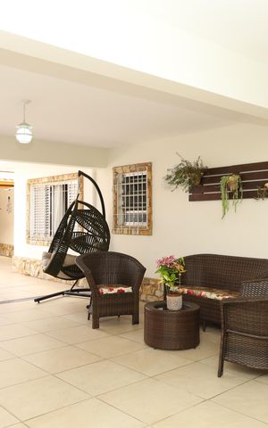 Casa à venda com 224m², 3 quartos e 4 vagasGaragem