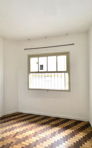 Casa à venda com 130m², 4 quartos e 2 vagas Casa à venda com 130m², 4 quartos e 2 vagasQuarto 2