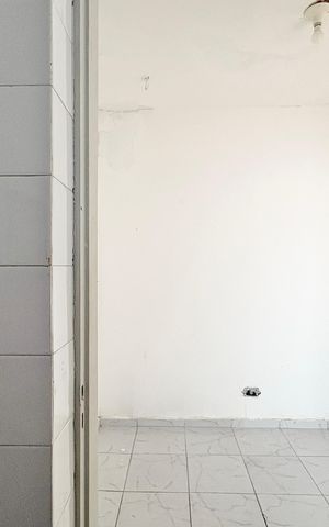 Casa à venda com 130m², 4 quartos e 2 vagas Casa à venda com 130m², 4 quartos e 2 vagasBanheiro de serviço