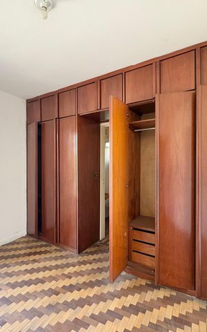 Casa à venda com 130m², 4 quartos e 2 vagas Casa à venda com 130m², 4 quartos e 2 vagasSuíte