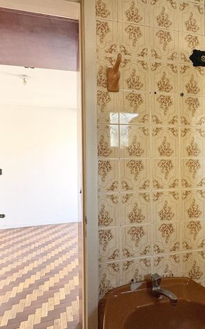 Casa à venda com 130m², 4 quartos e 2 vagas Casa à venda com 130m², 4 quartos e 2 vagasBanheiro da Suíte