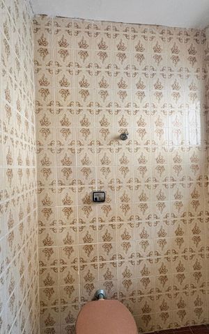 Casa à venda com 130m², 4 quartos e 2 vagas Casa à venda com 130m², 4 quartos e 2 vagasLavabo