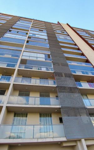 Studio para alugar com 37m², 0 quarto e 1 vaga Studio para alugar com 37m², 0 quarto e 1 vagaFachada