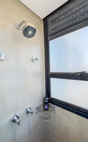 Apartamento para alugar com 260m², 4 quartos e 3 vagasBanheiro da Suíte 1